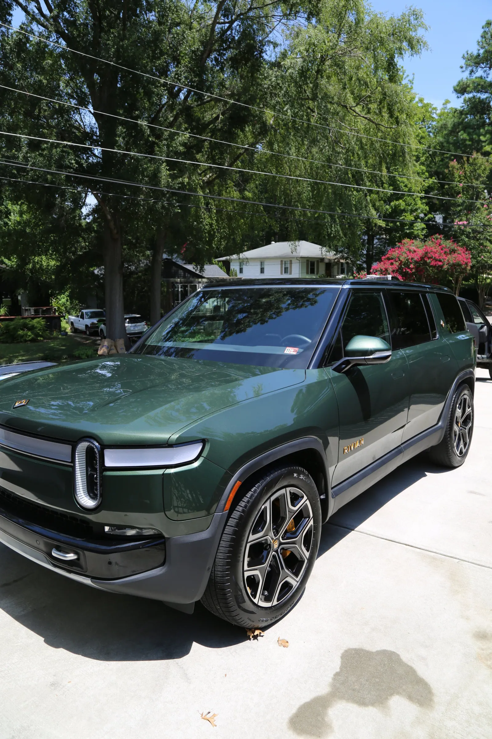 Rivian wheel after cleaning and shine